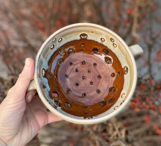 Colander / Berry Bowl